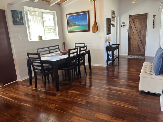 Building Photo - 372 Ilimalia Loop