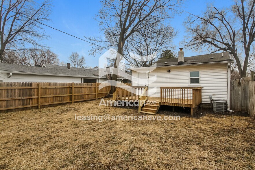 Building Photo - 1731 N Alton Ave