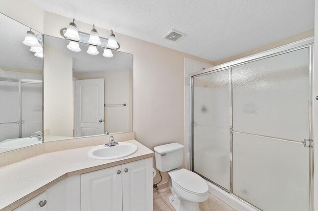 Building Photo - 11020 Legacy Dr