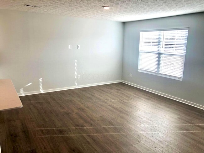 Building Photo - 6369 Bellmouth Rd