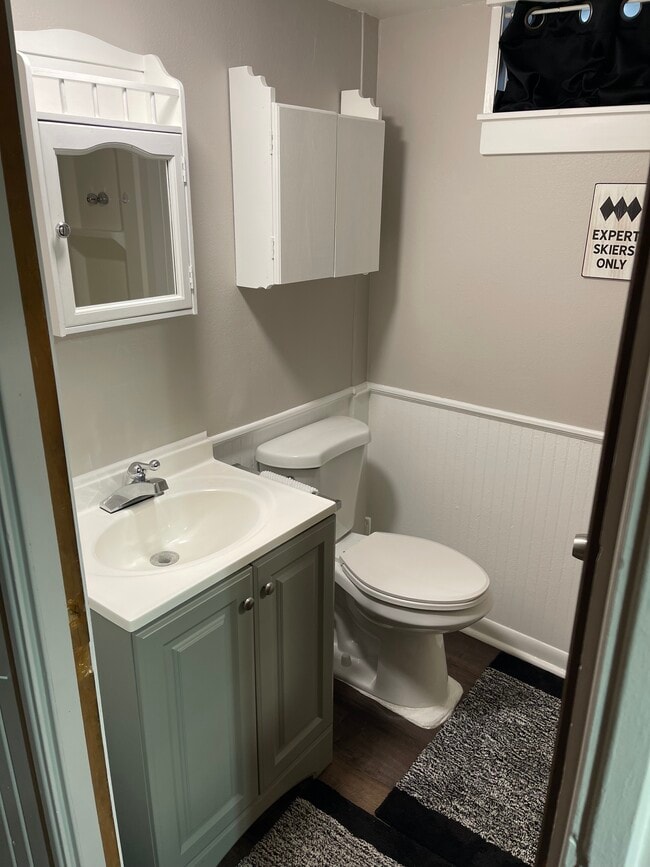 Building Photo - 14834 Hawkins Rd