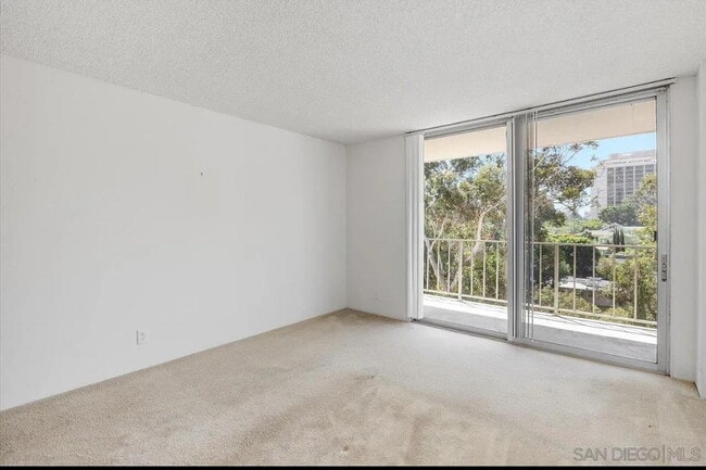 Building Photo - "Chic 1-Bedroom Oasis with Modern Elegance...