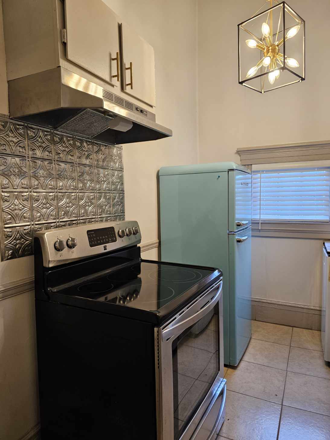 Building Photo - 1012 Love Ave