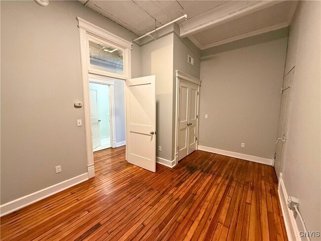 Building Photo - 205 E Jefferson St