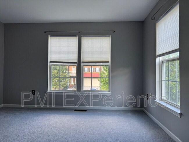 Building Photo - 3526 Halford St