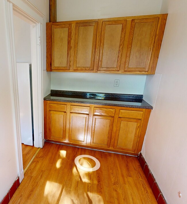 Building Photo - 9/1 No Fee! Cleveland Circle area 2BR in elevator bldg!