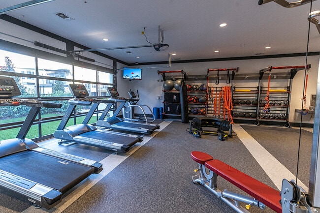 Building Photo - Integra Sunrise Parc