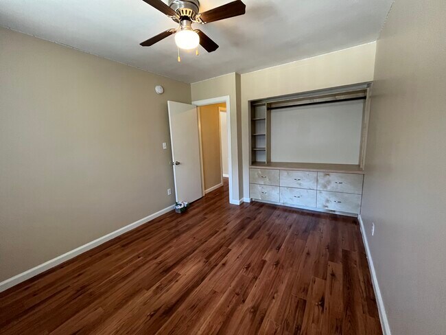 Building Photo - 13760 Sherman Way