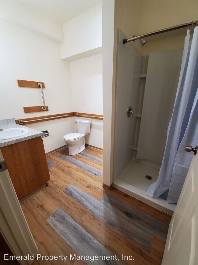 Building Photo - 275-295 Greenwood St