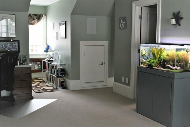 Building Photo - 3475 Roxboro Rd NE