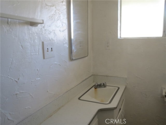 Building Photo - 16928 Central Rd