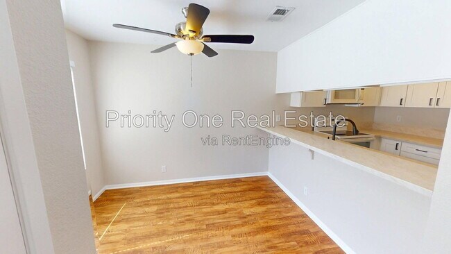 Building Photo - 669 Diamond Way