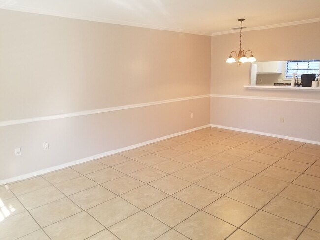 Building Photo - 4374 Stumberg Ln