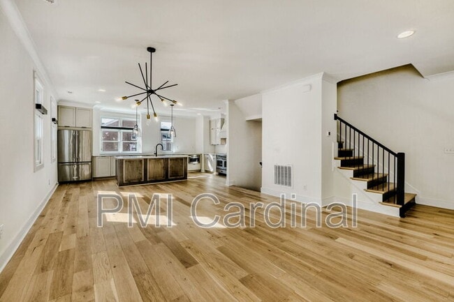 Building Photo - 3121 Colyer Pl