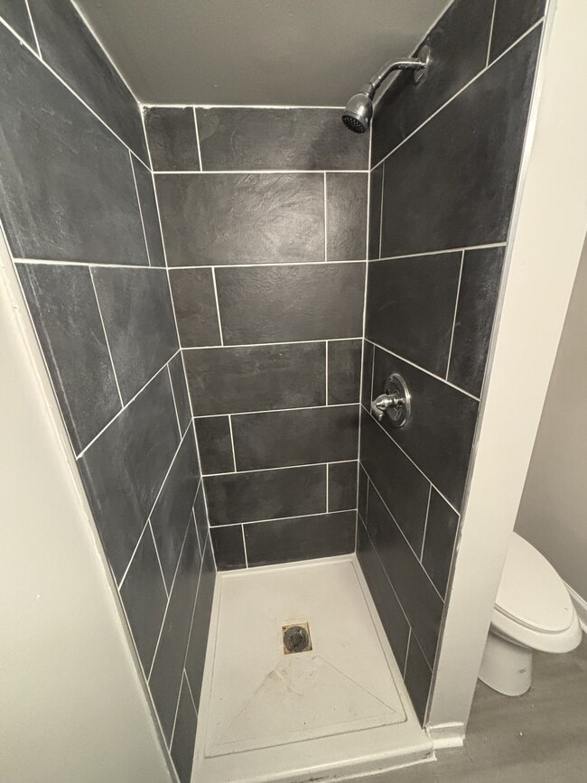 Building Photo - 373 Taft Pl