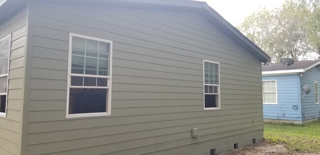 Building Photo - 6519 De Priest St