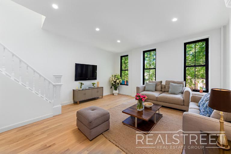 Primary Photo - Brand New Upper Duplex in Bed Stuy Townhouse!