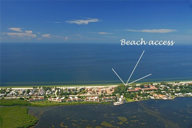 Building Photo - 4760 Gulf of Mexico Dr