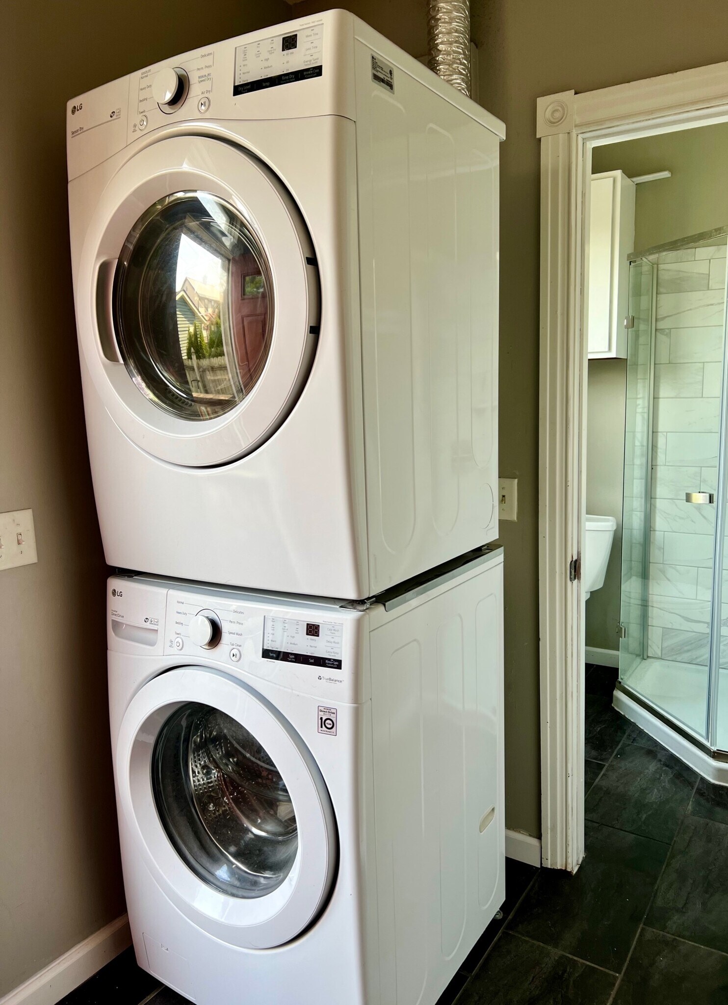 first floor laundry - 454 Forest St