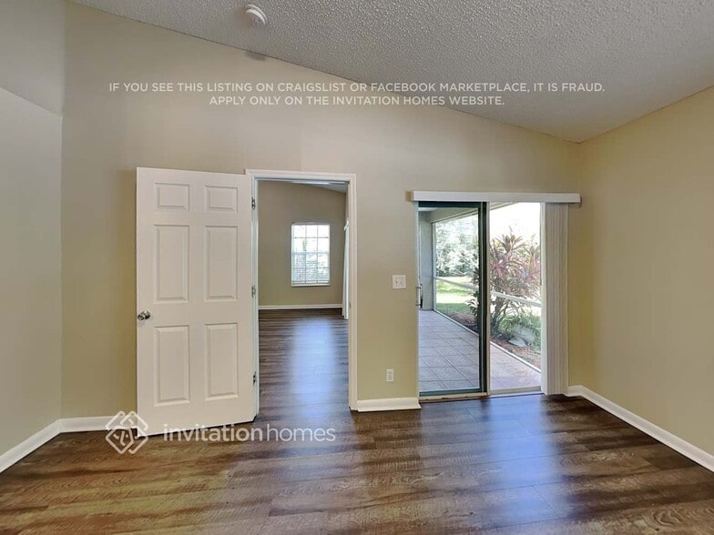 Building Photo - 8 Erwood Pl