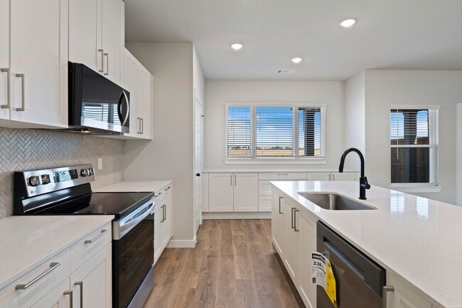 Building Photo - AVAILABLE NOW!  CUL-DE-SAC TRIPLEX LOT LOCATED ON 1-ACRE IN MIDLOTHIAN, TX!