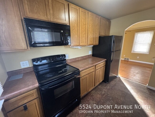 Building Photo - 5524 Dupont Ave N