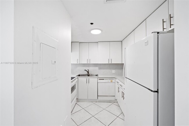 Building Photo - 12635 SW 91st St