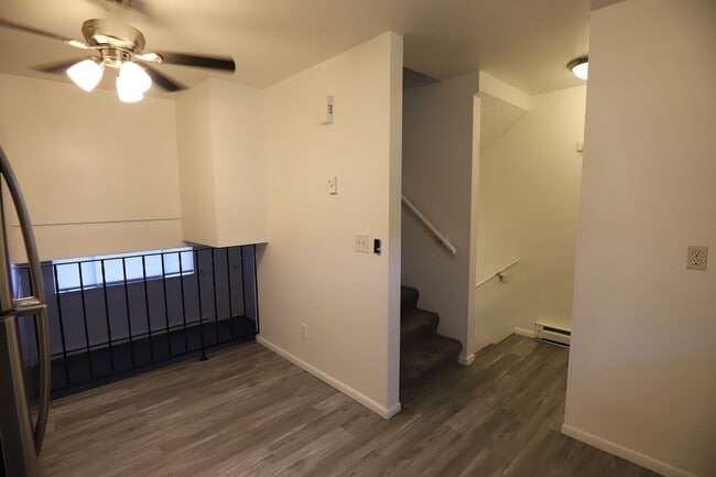 Building Photo - 257 Canby St