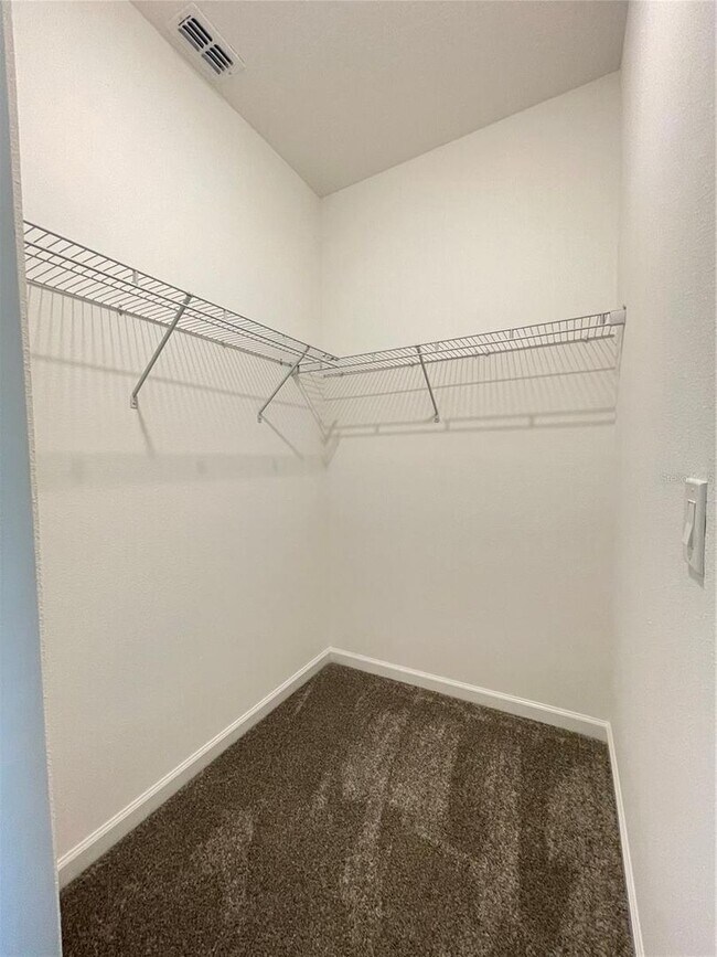 Building Photo - Sawgrass Bay 4 Bedrooms 3 Bathrooms for rent