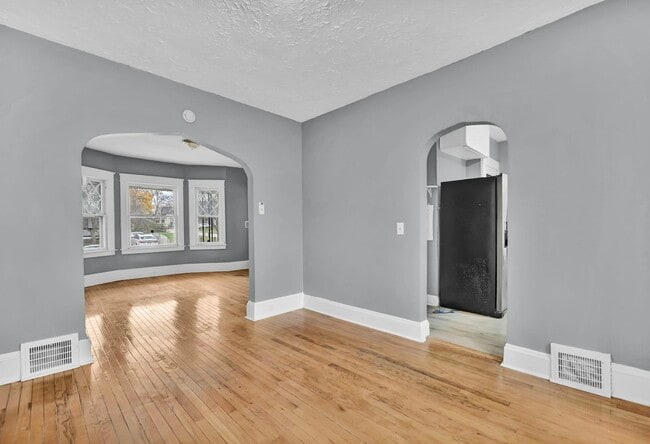 Building Photo - 1486 E 134th St