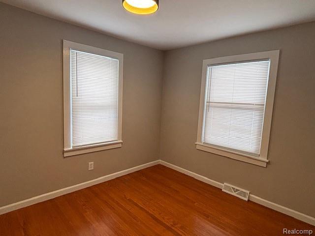 Building Photo - 2850 Oldsmobile Ave