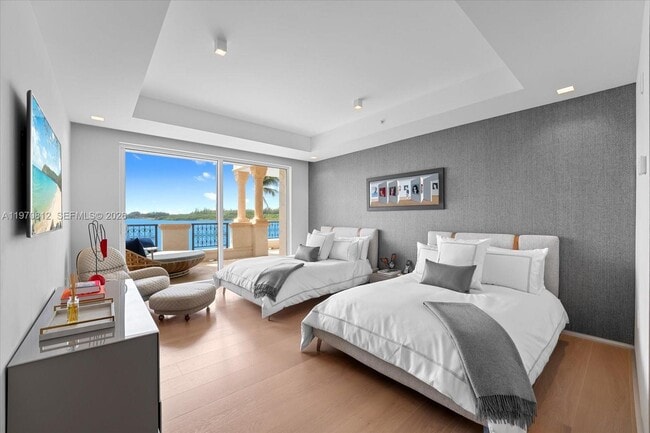 Building Photo - 4921 Fisher Island Dr