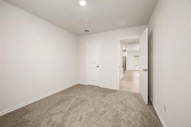 Building Photo - 1006 Tall Grass Dr
