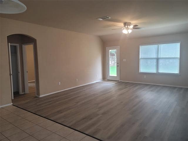 Building Photo - 2793 Cresent Lake Dr