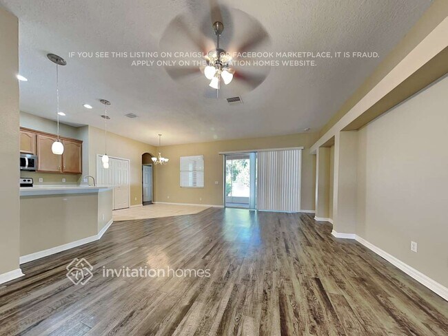 Building Photo - 1922 Raven Manor Dr