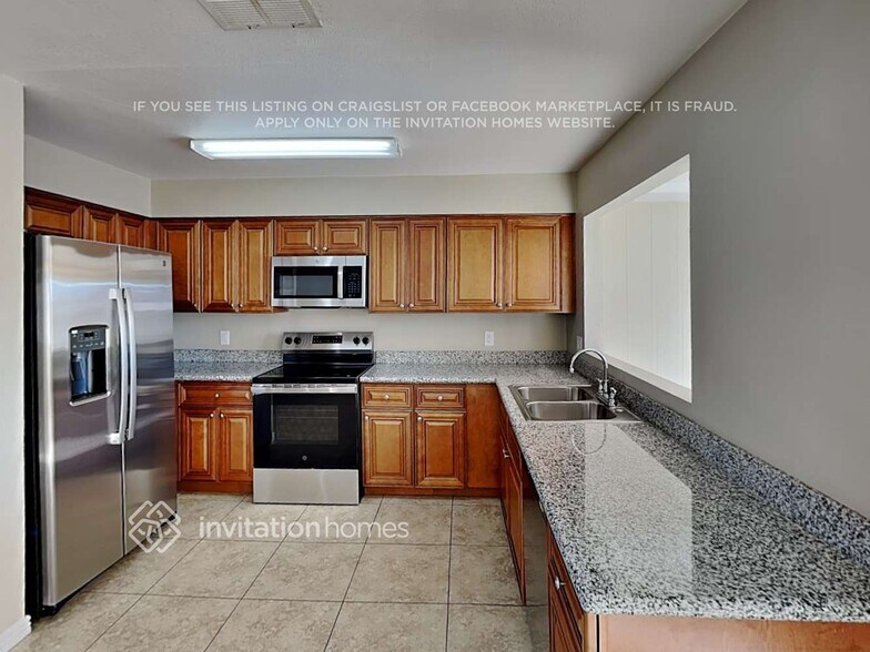 Building Photo - 18016 N 57th Ave