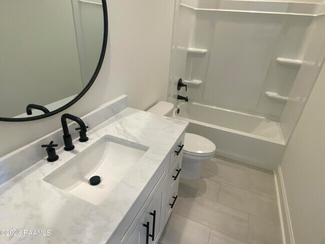 Building Photo - 8550 Cat Rd