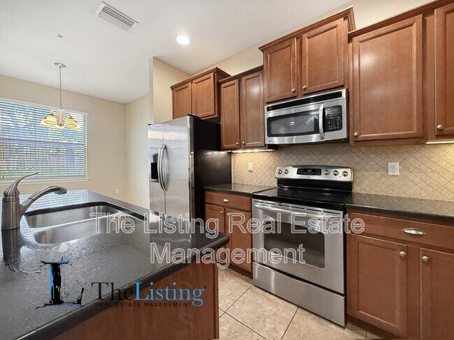 Building Photo - 8623 Andalucia Field Dr