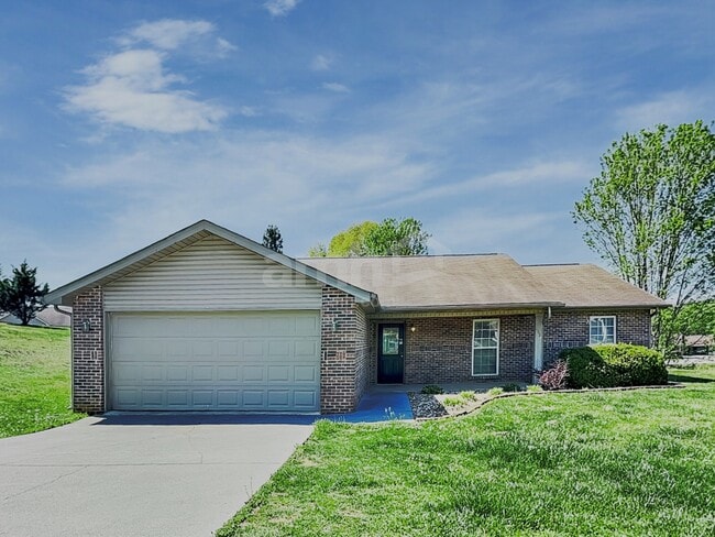 Building Photo - 2932 Dragonfly Way