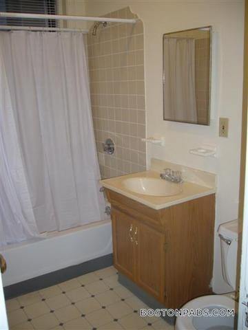 Building Photo - 19 Peterborough St