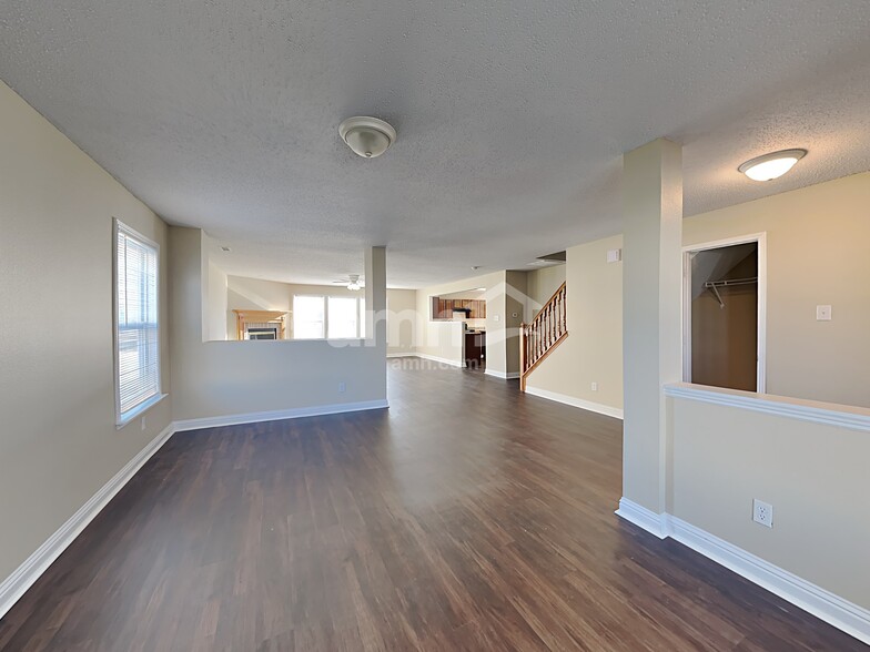 Building Photo - 8339 Firefly Way