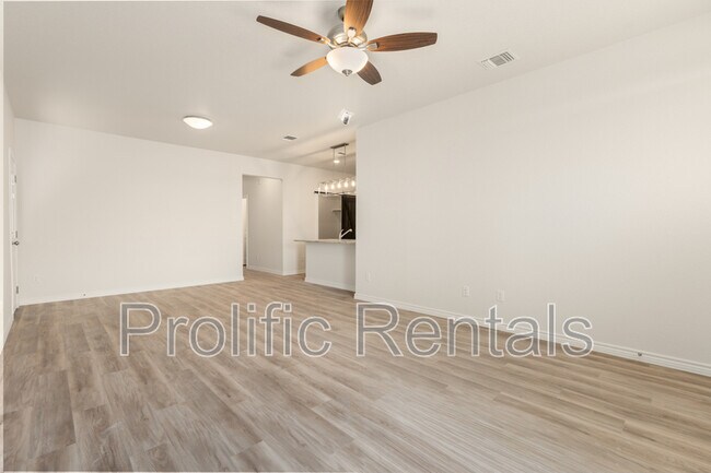 Building Photo - 103 Levi Ct