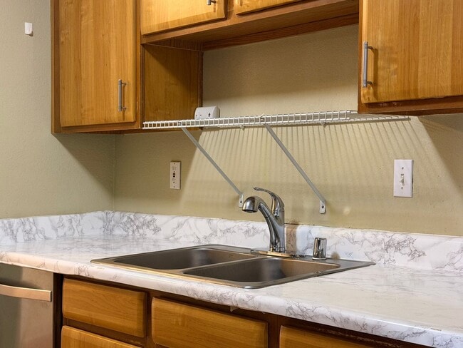 Building Photo - 16817 Larch Way