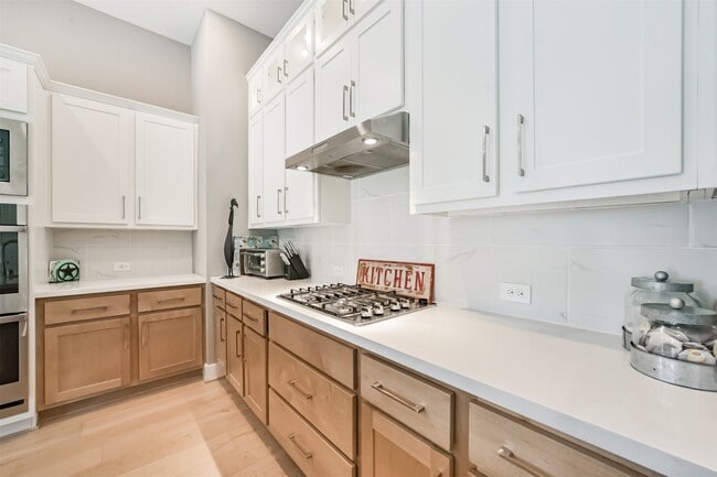 Building Photo - 16911 Lupine Mdw Ln