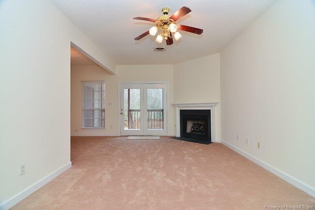 Building Photo - 5339 Aden Ct