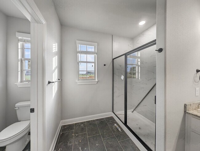 Building Photo - 257 Vicks Cir