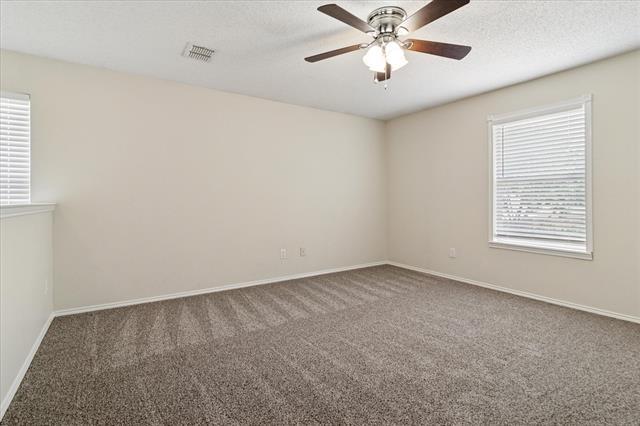 Building Photo - 2309 Maple Dr
