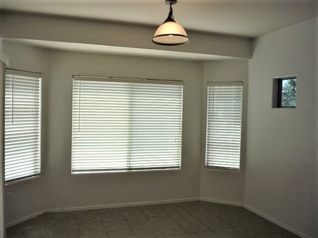 Building Photo - 7626 E Shadybrook Ln