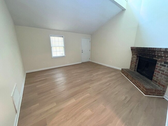 Building Photo - AVAILABLE IN JULY!