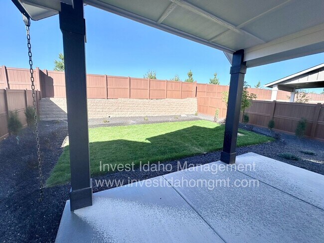 Building Photo - Prioritize comfortable living in this CBH home built in 2024!